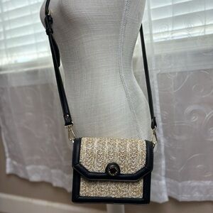 Steve Madden Black and Tan Crossbody Bag with Elegant Design